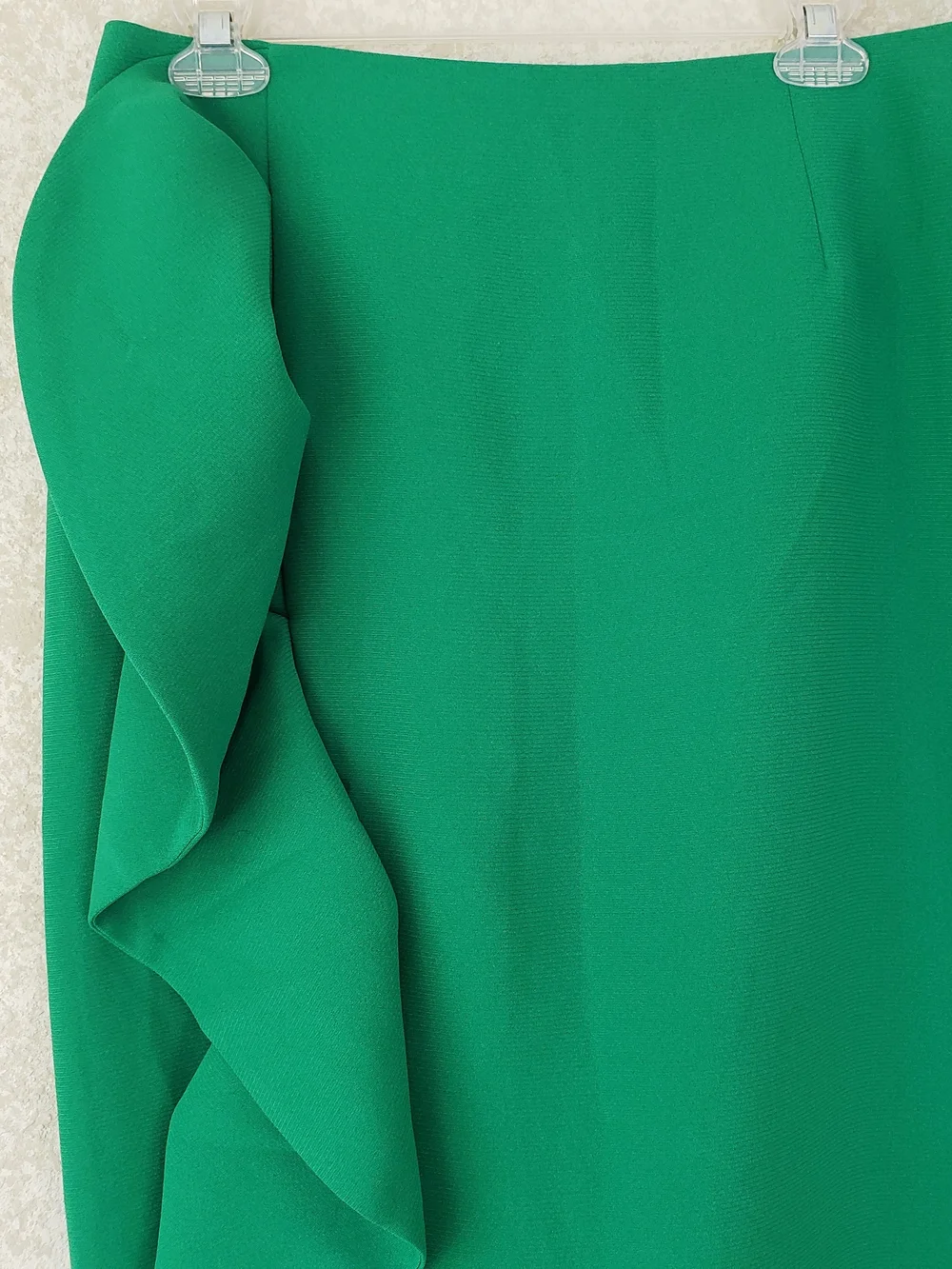 TOV Los Angeles Women's Green Ruffle-Trim Pencil Skirt Size 12 Back Slit  Office
